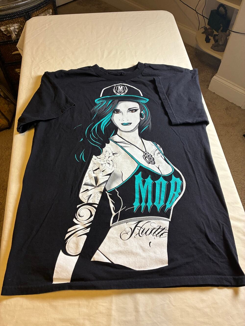 MOB Inc Graphic T Shirt Large Tattoo Pin Up Girl Black Streetwear Y2K Tee